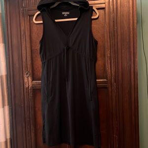 Athleta black sleeveless dress with hoodie